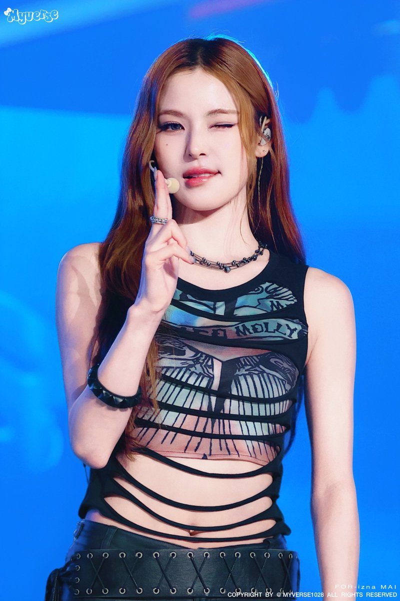 MYVERSE1028's tweet photo. 261018

#MAI #마이 #マイ
#izna #이즈나 #イズナ https://t.co/H1idsTTX91