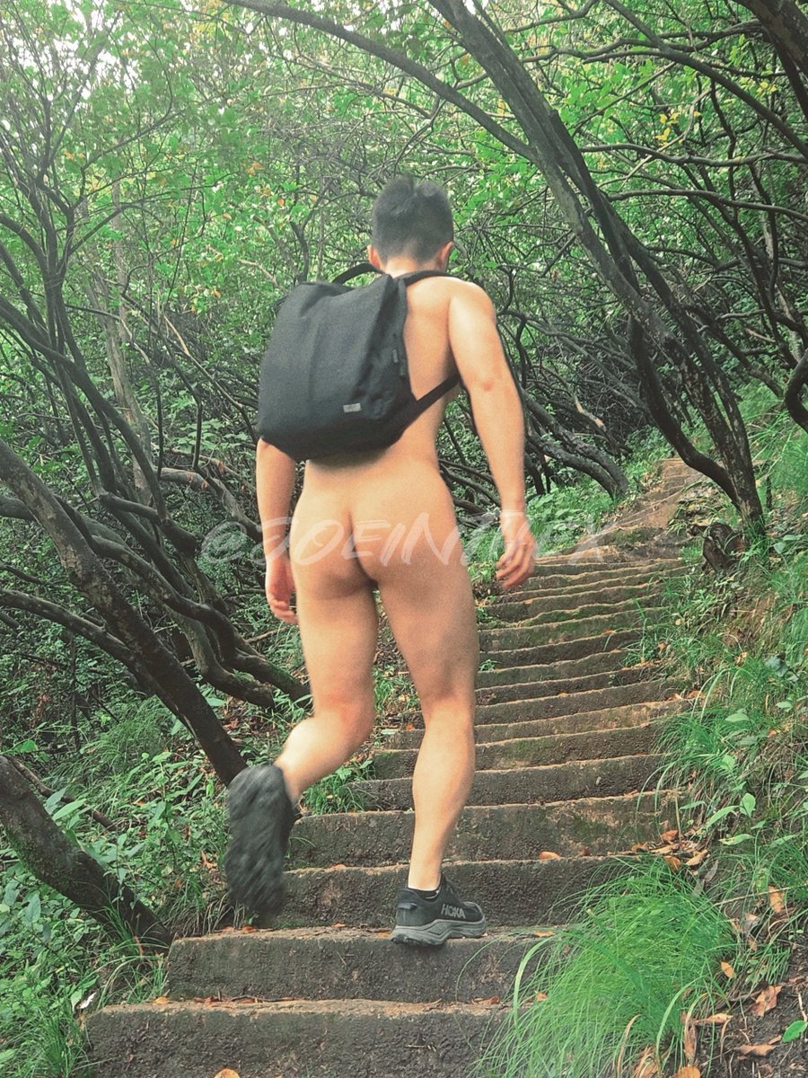 Joeinthex's tweet photo. ain’t no mountain high enough
ain’t no penis small enough⛰️ https://t.co/Q7WvVJyXXs