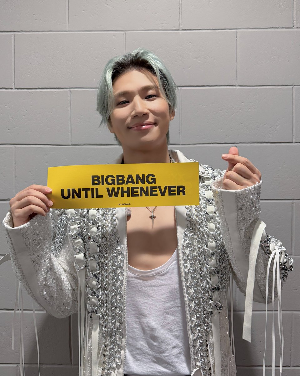 d_lable's tweet photo. BIGBANG 2026-2027 WORLD TOUR < XX : COSMOS > IN SINGAPORE

♾2026.10.17 ~ 2026.10.18

#대성 #DAESUNG #DLITE
#BIGBANG #COSMOS_WORLD_TOUR_IN_SINGAPORE https://t.co/MRh7OhWInR