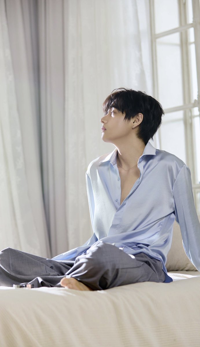 taeguide's tweet photo. Taehyung for TIRTIR a thread 

#TaehyungxTirTir https://t.co/KN18HzDsAI