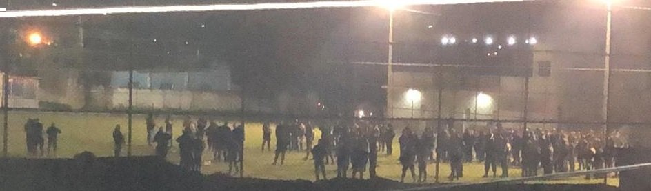 astrorj00's tweet photo. REGISTROS ANTIGOS

Milicianos do Bonde do Ecko reunidos em um campo na comunidade do Antares (Milícia), em Santa Cruz, na Zona Oeste do Rio de Janeiro. https://t.co/OHqDEa6P2o