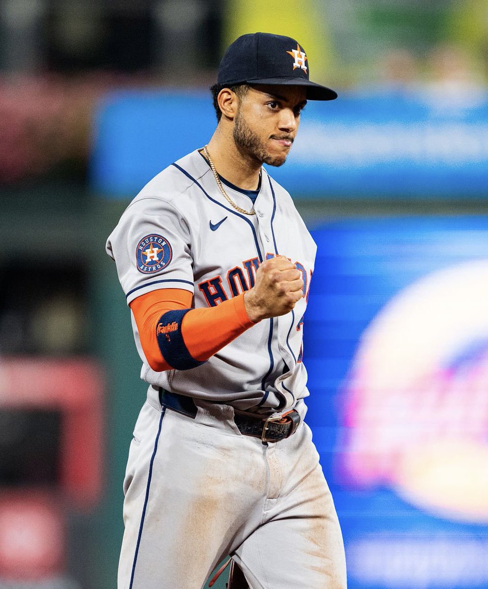 Punchoutpitch's tweet photo. Jeremy Pena is an “ideal trade candidate” this winter after the Astros failed to extend him, per @Chandler_Rome 

Pena is a free agent after the 2027 season 

(https://t.co/WrlWoZt6v3) https://t.co/m9zGO0IbO3
