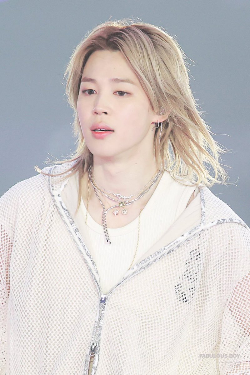 sirenjimins's tweet photo. goyang jimin i miss you so much https://t.co/KAMmicV5zl