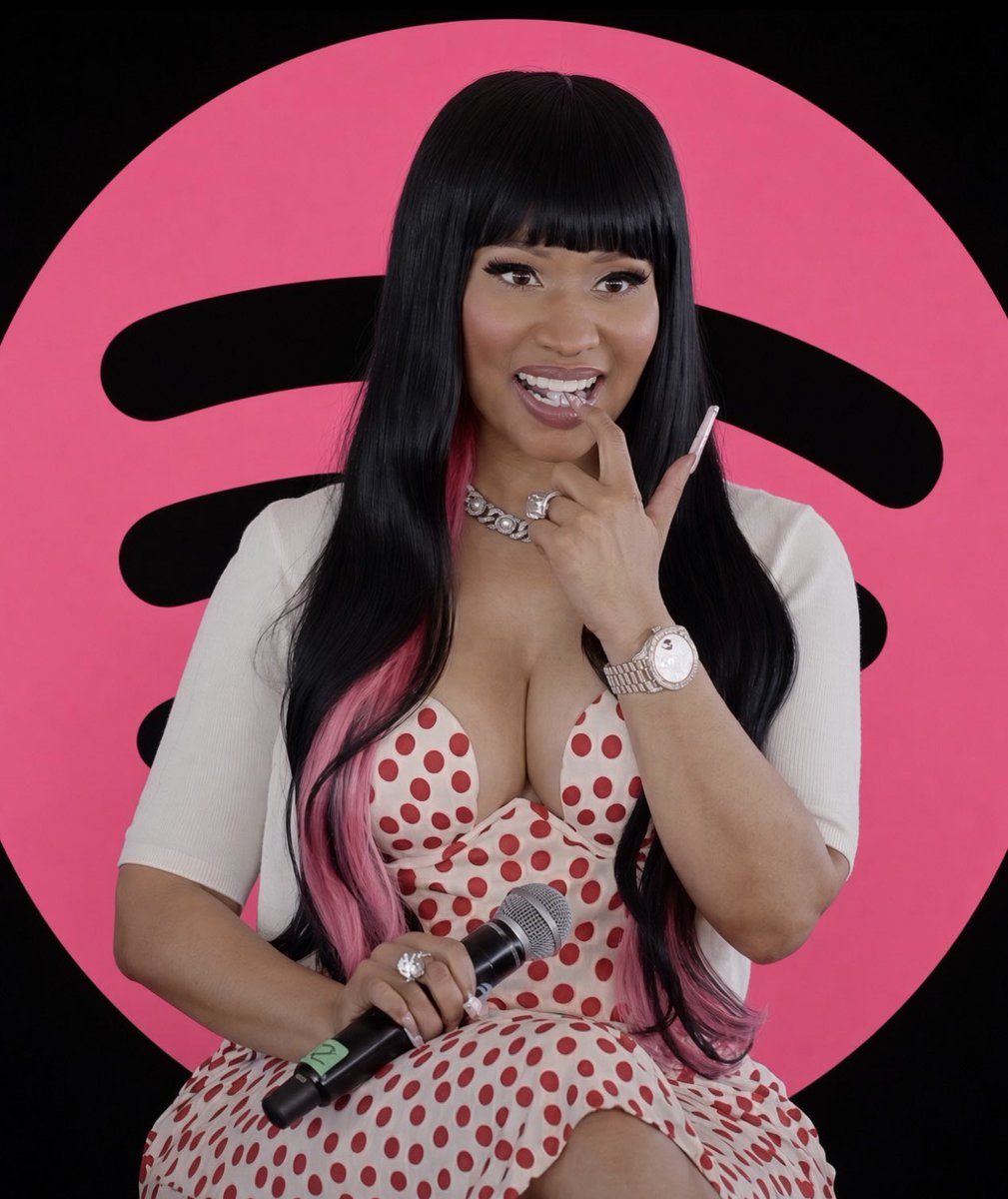 AndrewMinaj99's tweet photo. Justin Bieber &amp; Nicki Minaj’s Beauty And A Beat re enters the Top 10 of the Global Spotify Chart at #8 (+3) with 2,932,234 streams. https://t.co/SCdiZYEsNO