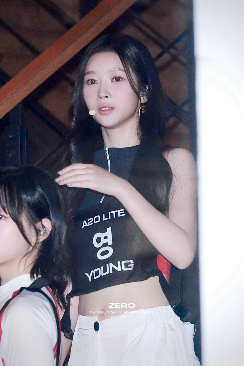 _zeroyoung's tweet photo. 261015 #영 #YOUNG #A2O #A2OLITE https://t.co/C78SdBfWLI