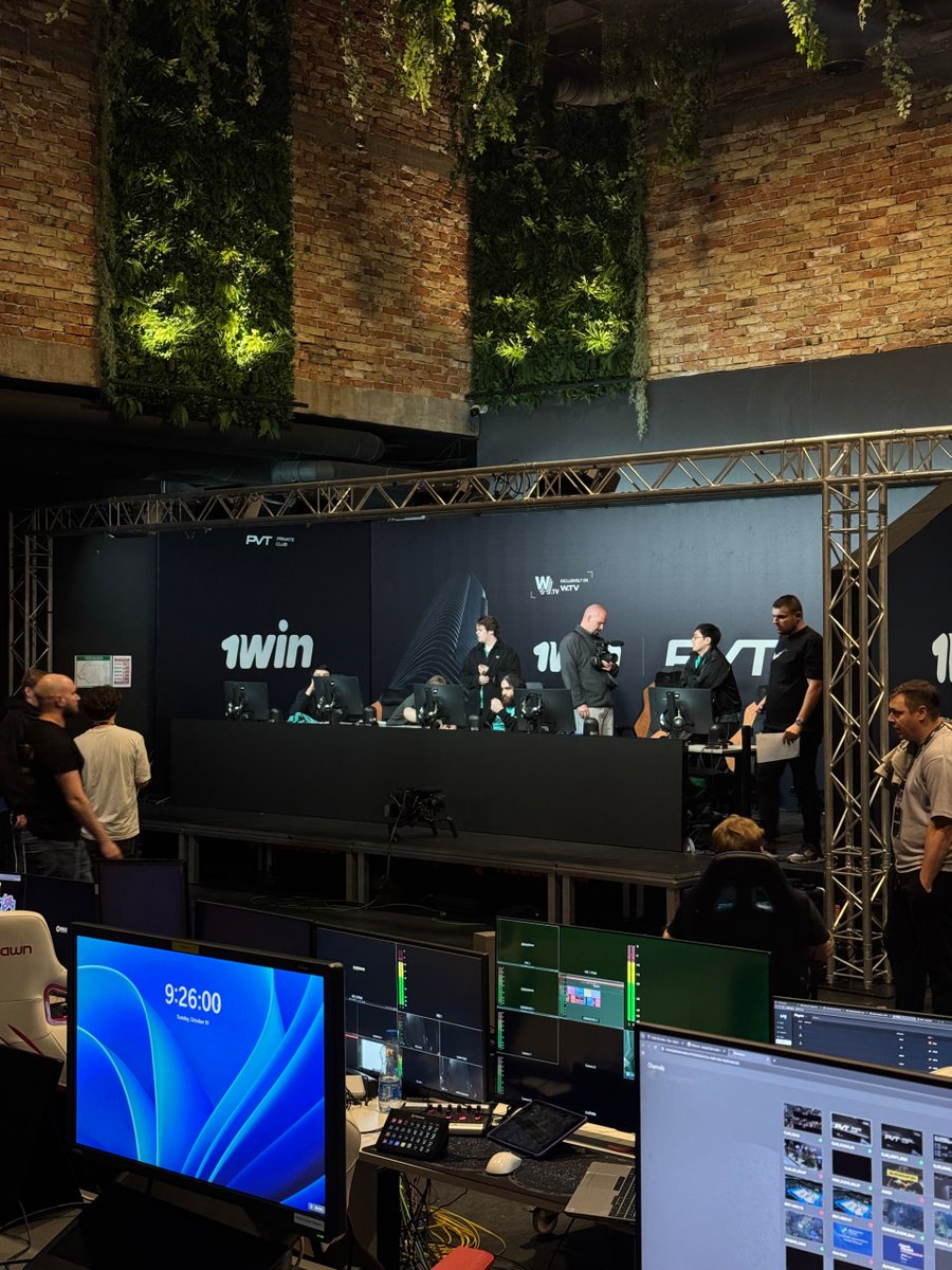 basedesport's tweet photo. 🤯 HOLY MOLY, IT’S JAMEGOD!

Let’s welcome the newcomers to the 1win Private Club.