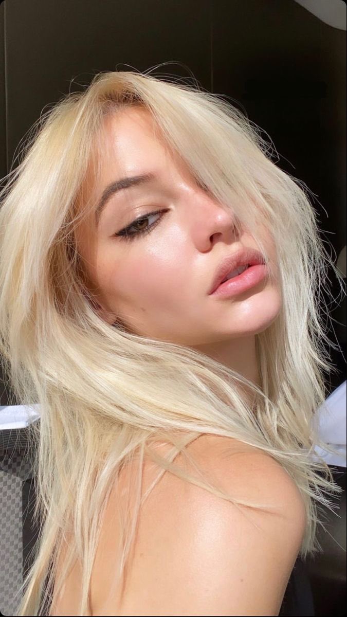 clinesbelmont's tweet photo. idk if u realize how unreal madelyn cline’s beauty is. all women are beautiful, but she was clearly god’s favorite creation https://t.co/nKvx7amtg7