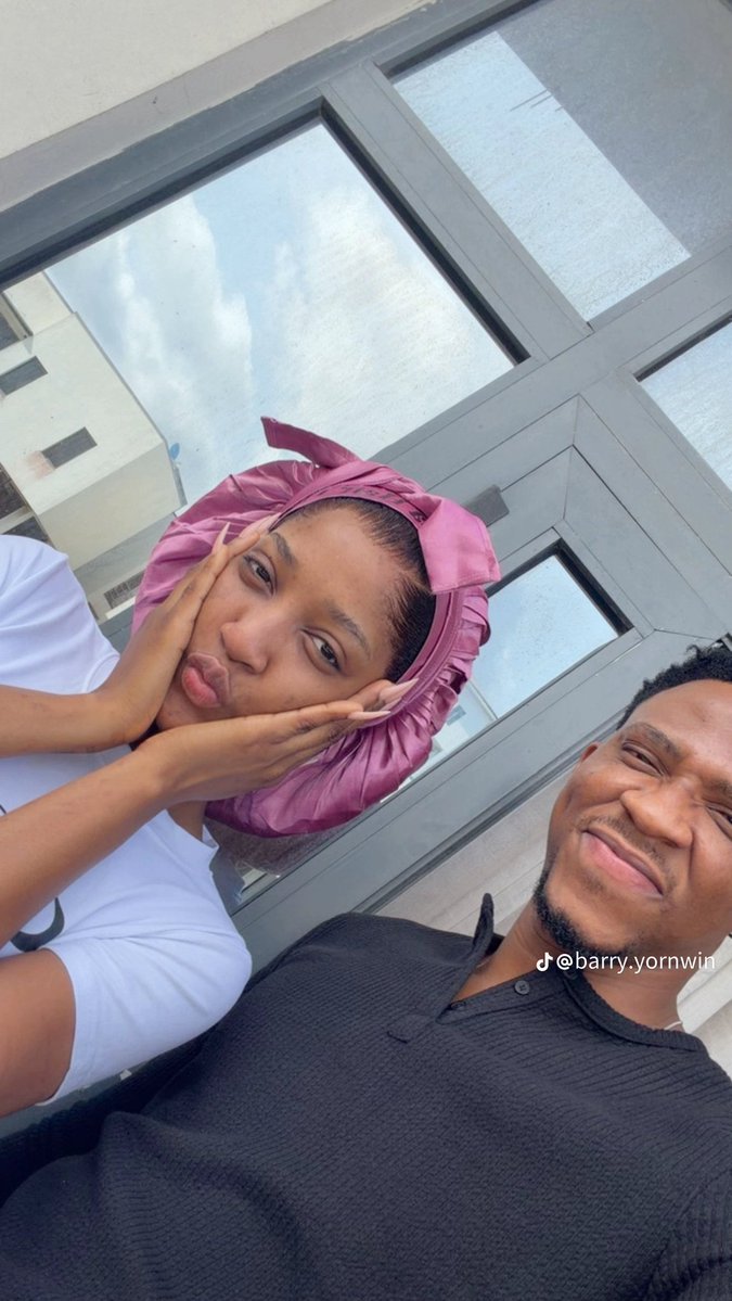 Ms_hypocricy's tweet photo. Depression loading for Chechekule fans 😂😂😂😂 where is prada and boo? I've missed their analysis.

Tonight's tears will be sponsored by Barry and Blue 

#bbnaija https://t.co/MpiEX0tGFy