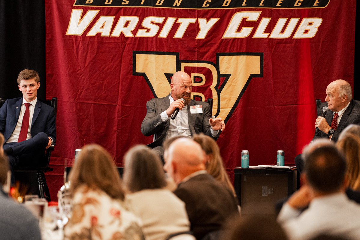 BCFootball's tweet photo. Congratulations to Chris Hovan ‘00 and Fr. Anthony Penna on their induction into the Varsity Club Hall of Fame https://t.co/4aJcrK9SPN