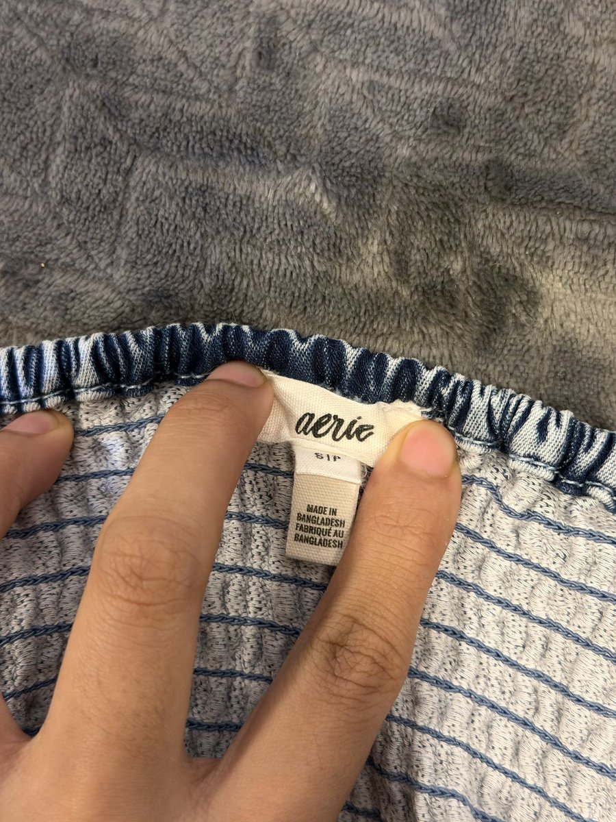 Imwillbedoc's tweet photo. 🐰🍒 aerie แบรนด์เมกา เกาะอกยีนส์ (สีจริงเข้มกว่าในรูป)
freesize ด้านหลังสม็อก

new! ลองอย่างเดียว ไม่เคยซัก
 ★ price : 150฿

#ส่งต่อเสื้อผ้ามือ2 #ส่งต่อเสื้อผ้า #ส่งต่อเสื้อผ้ามือสอง #โล๊ะตู้เสื้อผ้า #เสื้อผ้ามือสอง #ส่งต่อcintage #stylistshop #ส่งต่อfeelfree #duexstudio https://t.co/PNnaWXDnUJ