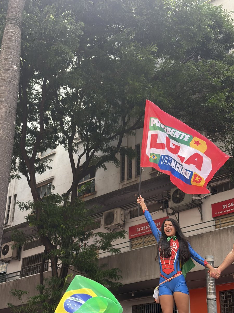 demetrinando's tweet photo. é sobre isso, todas as classes com lula!! 
#AtoPelaDemocracia https://t.co/6n6qtWllhP