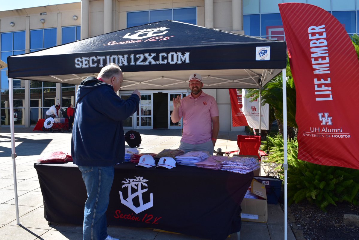 Section12X's tweet photo. Eyes shut photos are the best lol.

Thank you to EVERYONE that came by yesterday! Always love chatting with you &amp; sharing our story about what we’re trying to build for the FANS! Absolutely surreal seeing so many people wearing the gear, &amp; we can’t thank you enough!

#GoCoogs https://t.co/LwlX1a55OY