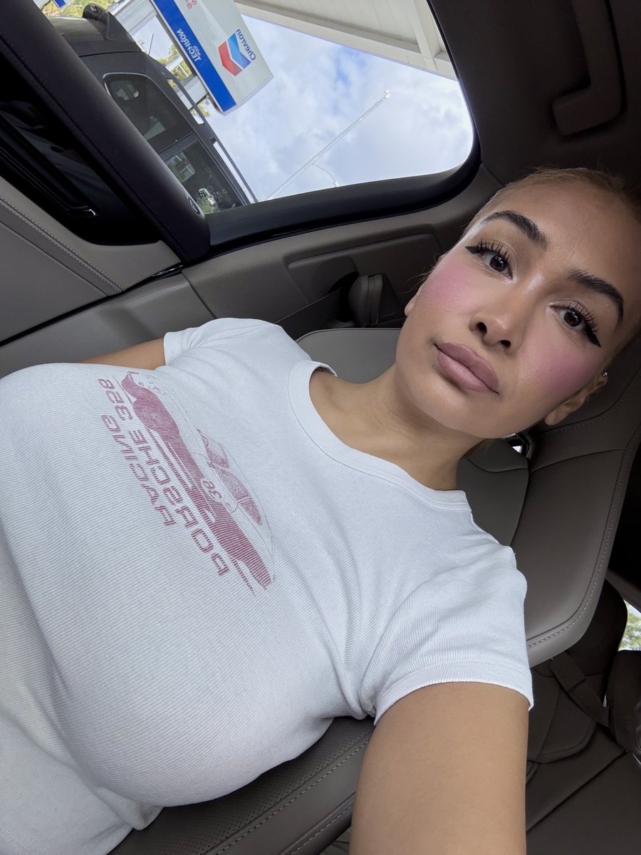xxbbyangel's tweet photo. Take it or leave it ;) https://t.co/F6ugaNTWWC