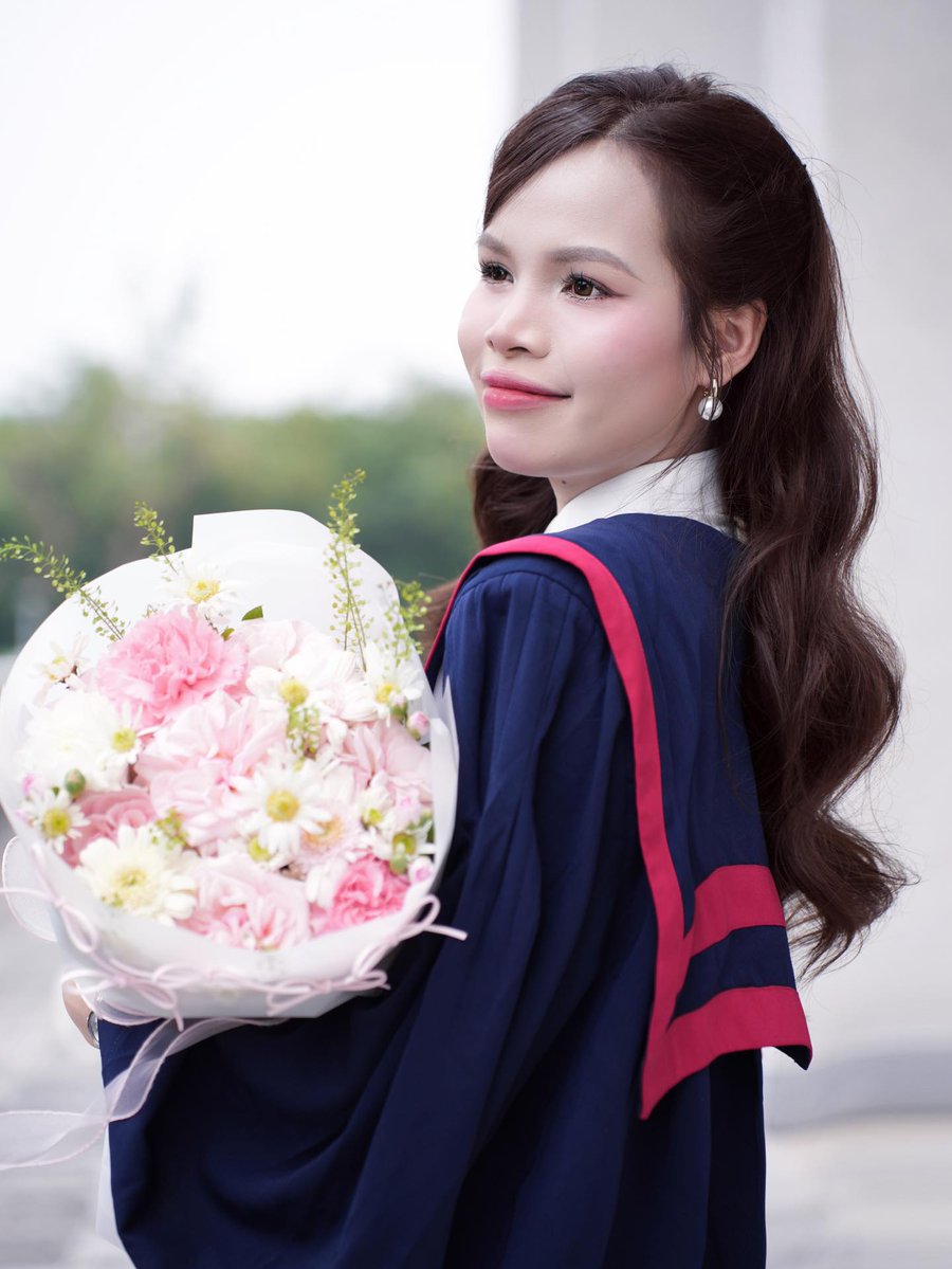 morennaangel's tweet photo. Thanh xuân học đường: Không ai dám chắc mình luôn đi đúng hướng, nhưng mỗi chặng đường đi qua đều là bài học quý giá và trải nghiệm đáng nhớ. 06. 12. 2025 https://t.co/0Qs1jESle0