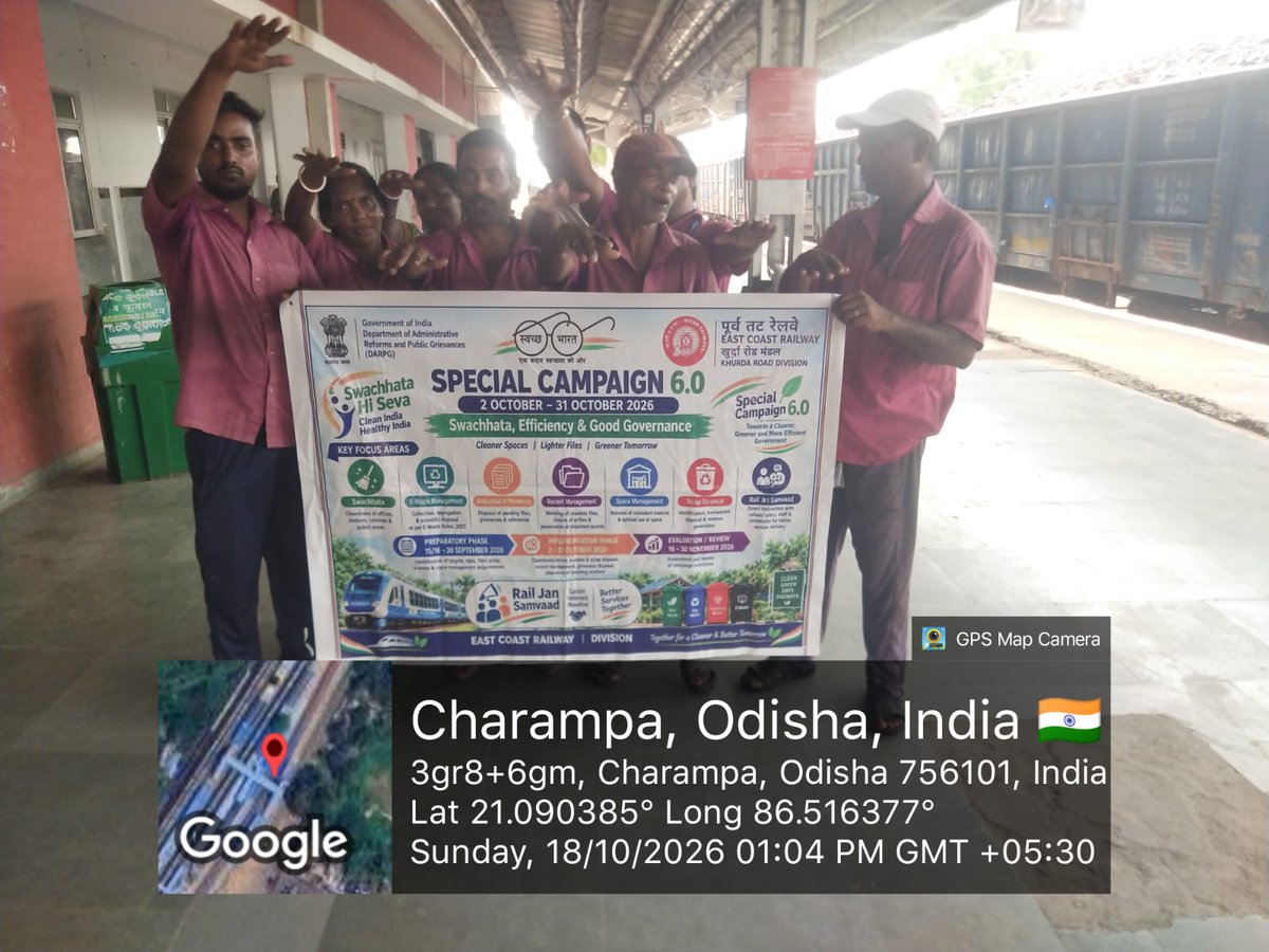 DRMKhurdaRoad's tweet photo. On the eve of " Special Campaign 6.0", Yuva Samvaad, cleanliness drive conducted at Bhadrak(BHC) station.
@PMOIndia
@DARPG_GoI
@RailMinIndia
#SCPM6
@EastCoastRail
@CproEcor
@DRMSambalpur
@DRMRGDA