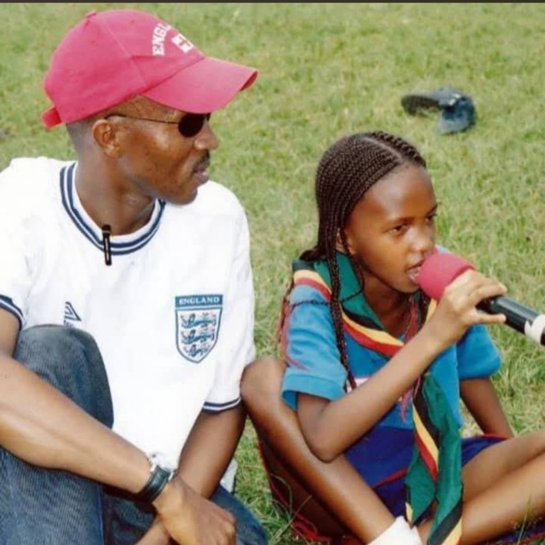 FrankGashumba's tweet photo. Luno olutalo ndulekere Sheilah oba ndusigalemu?
Kubanga ndaba alwesobolera.
Tune in Radio4, 103.3 Fm
Tomorrow Monday, 9:00am to 11:00am
@SheilahGashumba
@Malaikagashumba
@Radio4UG https://t.co/99k7KoVifi