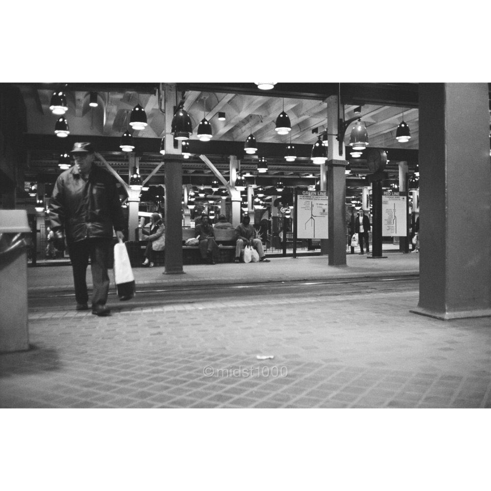 ablessingrey's tweet photo. Quiet scenes in monochrome.

#filmphotography
#streetphotography
.
. https://t.co/Cy5PnfFjy6