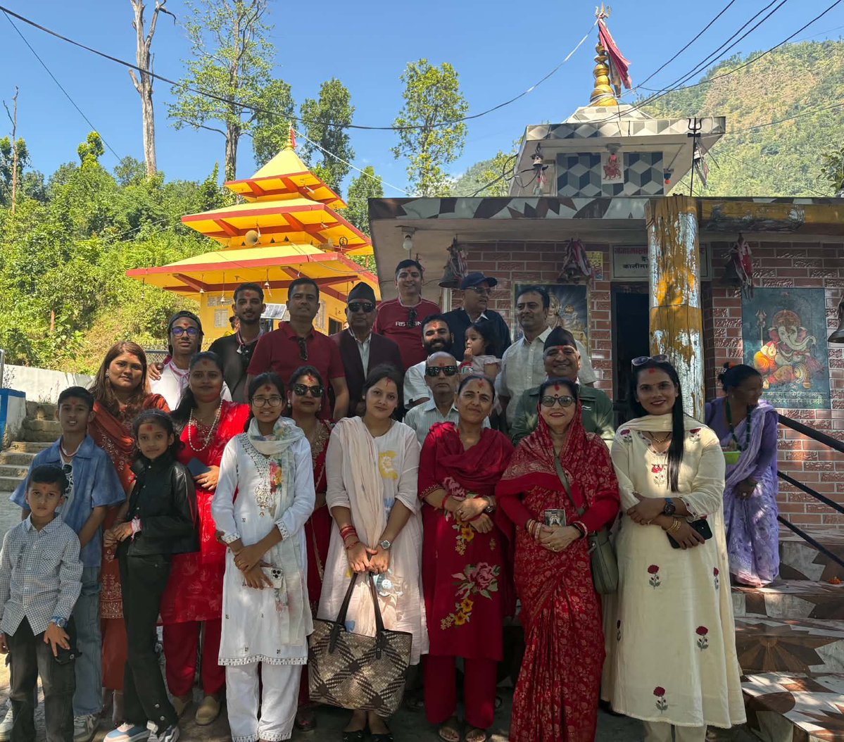 kumarjunu's tweet photo. ॐ देवी महागौर्यै नमः  🙏🌺 💖
नवदुर्गा ( नवरात्रि )को आठौ दिन महाअष्टमी #माता_महागौरी ले हामी सबैलाई सुख, शान्ती र समृद्धि  प्रदान गरुन !
कर्णाली प्रदेश-सल्यान जिल्लामा अवस्थित #कालिमाटी गङ्गामाला भगवतीको मन्दिर दर्शन ! 

  ( २०८३-०७-०१ आईतवार )

#दुर्गा_अष्टमी #NavratriDay8 https://t.co/PZUe9aX8D0
