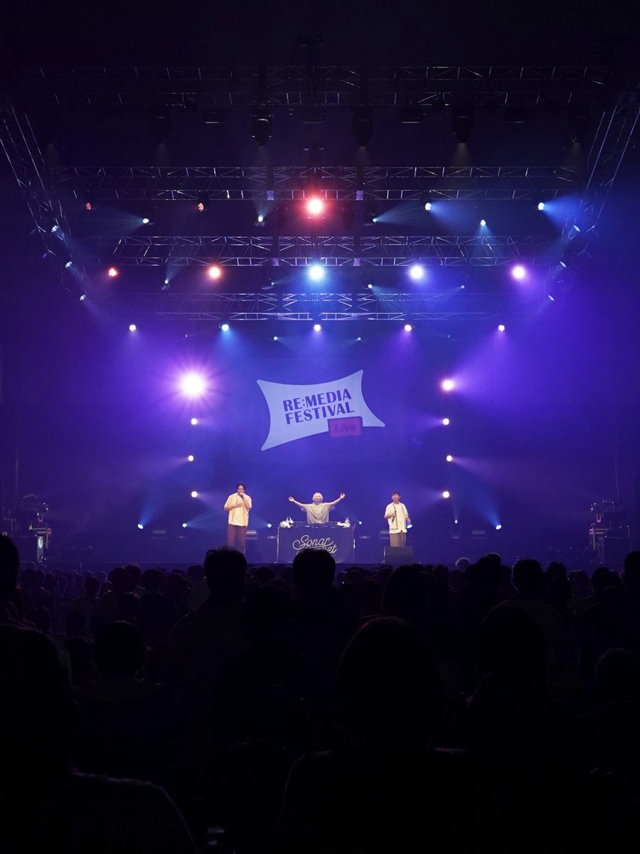 kempocket6311's tweet photo. 26.10.18
RE:MEDIA FESTIVALお疲れ様でした🙇

かっこいいです❤️💛💙

会場で…
一緒に歌って踊って盛り上がりたかったです😢

いつの日か…
一緒に盛り上がれる日を楽しみにしていますね🤟

ステキな写真をありがとうございました🙇

#ソナポケ
#ソナポケ18th
@kodaisonapoke
@Sonar_Pocket https://t.co/p4lDPzMIOF