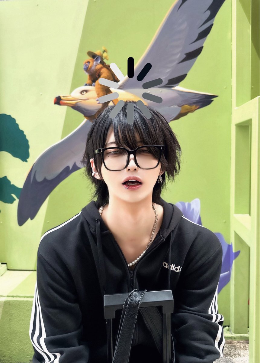 formalinmw's tweet photo. 誕生日1年ぶりらしい https://t.co/H41PJSUCmx