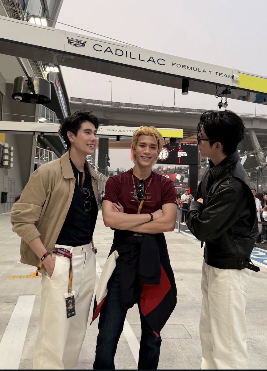 seetheright_1's tweet photo. แล้วพุเลือกรูปแฮปโฟ้ดที่มีปอนด์อยู่ด้วยอะ ขอคนเข้าใจ สมกับที่โฟ้ดเป็นลูกปอนพุจิง ๆ https://t.co/jrd2g89YLt