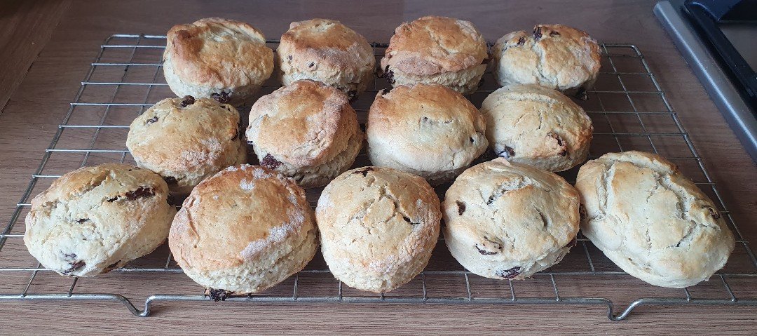 mosie_v's tweet photo. Sunday 18 October

Today’s Daily Picture Theme is ‘Prepare'

RT or reply with your own photo 

Tomorrow’s theme will be ‘Relax'

#DailyPictureTheme #GoodOmens #FunWithFunkos #HomeBaking #SconesWithJamAndCream https://t.co/Uveiuc5bwl