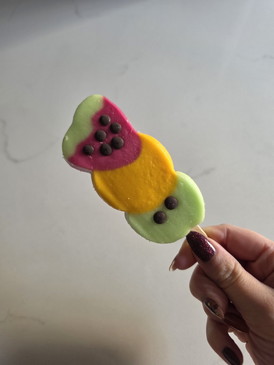 fallgrlfrvr's tweet photo. and a sweet treat to end the day, 55cal https://t.co/IKZkV5GRb6