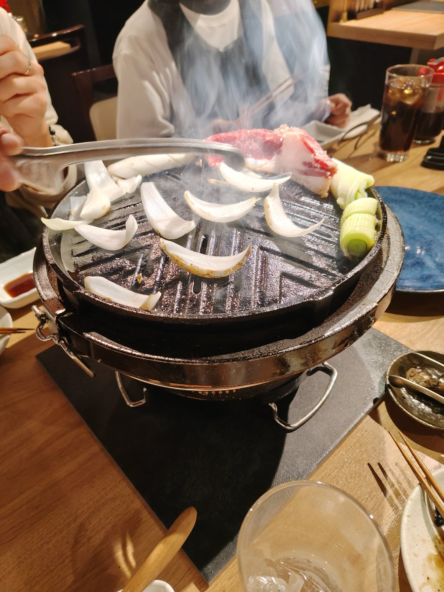 shih07_i's tweet photo. ジンギスカン美味しかった〜🥰🤤 https://t.co/8FF2jJZpSG