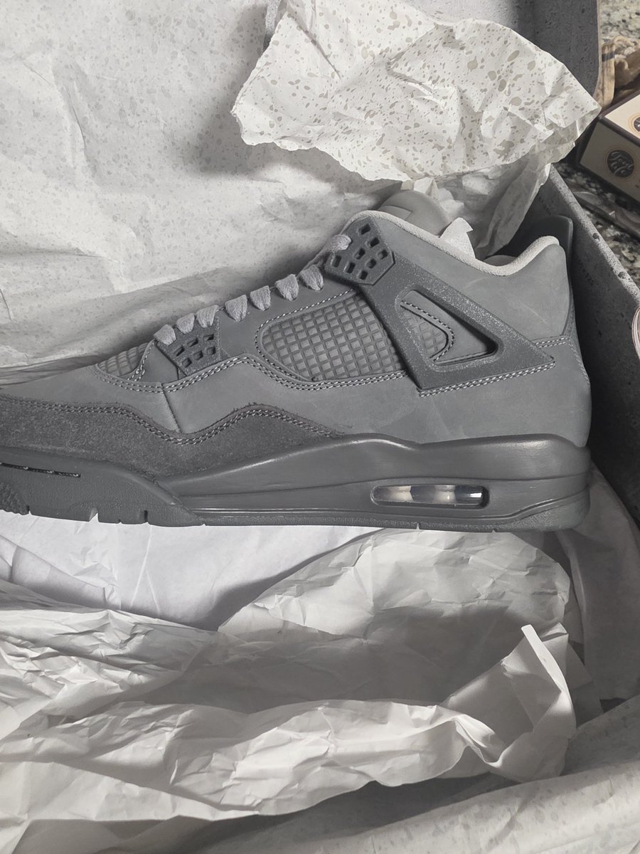 _noheat's tweet photo. @SellKicksSunday For sale Deadstock size 10 $300
obo
#size10
#sizeten https://t.co/B1rkDn1M7E