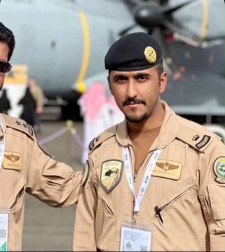 Ye_AnsarAllah's tweet photo. الطيّاران السعوديان الذان قُـ.. بعد إسقاط طائرتهما الأباتشي في نجران:

 علي إبراهيم علي الطلحة
 عبدالعزيز عيد هرسان المسردي https://t.co/4wyv9mZo3t