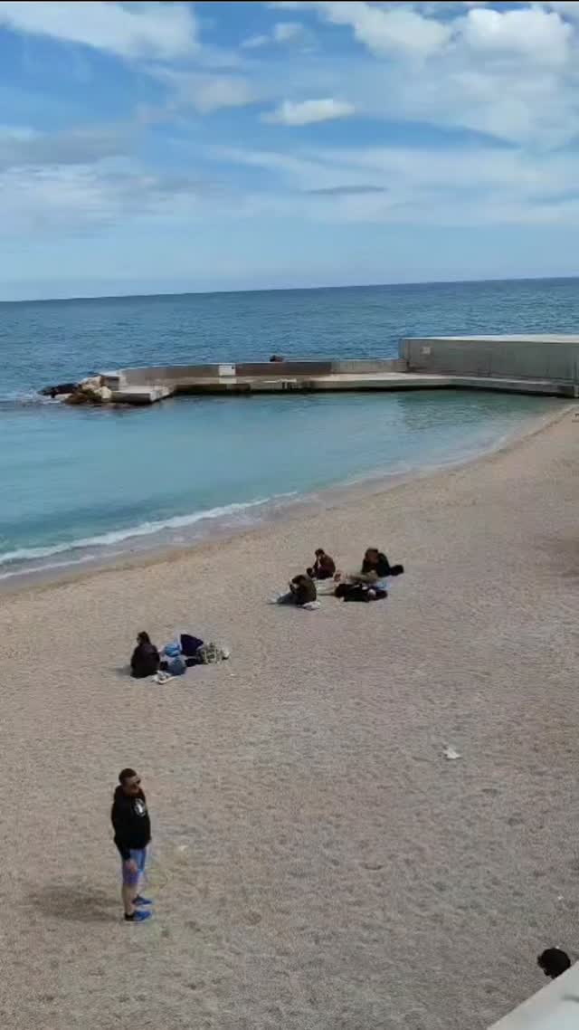 witalofds's tweet photo. Monaco memories at Larvotto Beach. https://t.co/oMue0MFa5j