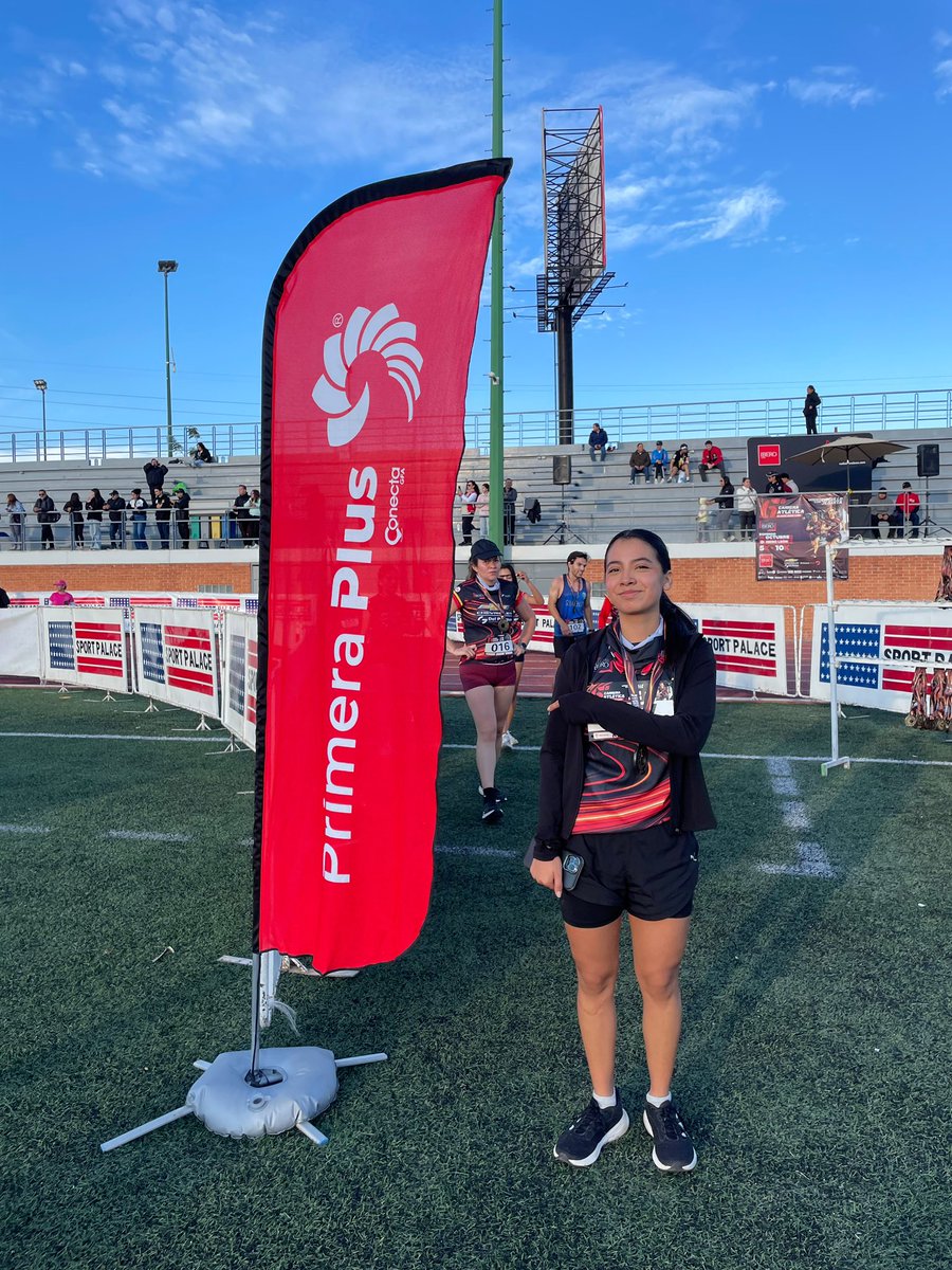 Primera_Plus's tweet photo. Este domingo, Primera Plus estuvo presente en la Carrera Atlética Alumni @IberoLeon, compartiendo la energía de quienes corren por sus metas y les apasiona estar en movimiento 🚌✨.

¡Muchas felicidades a las y los ganadores! 

#PrimeraPlus #CarreraAtlética https://t.co/Okx4j2DwZt