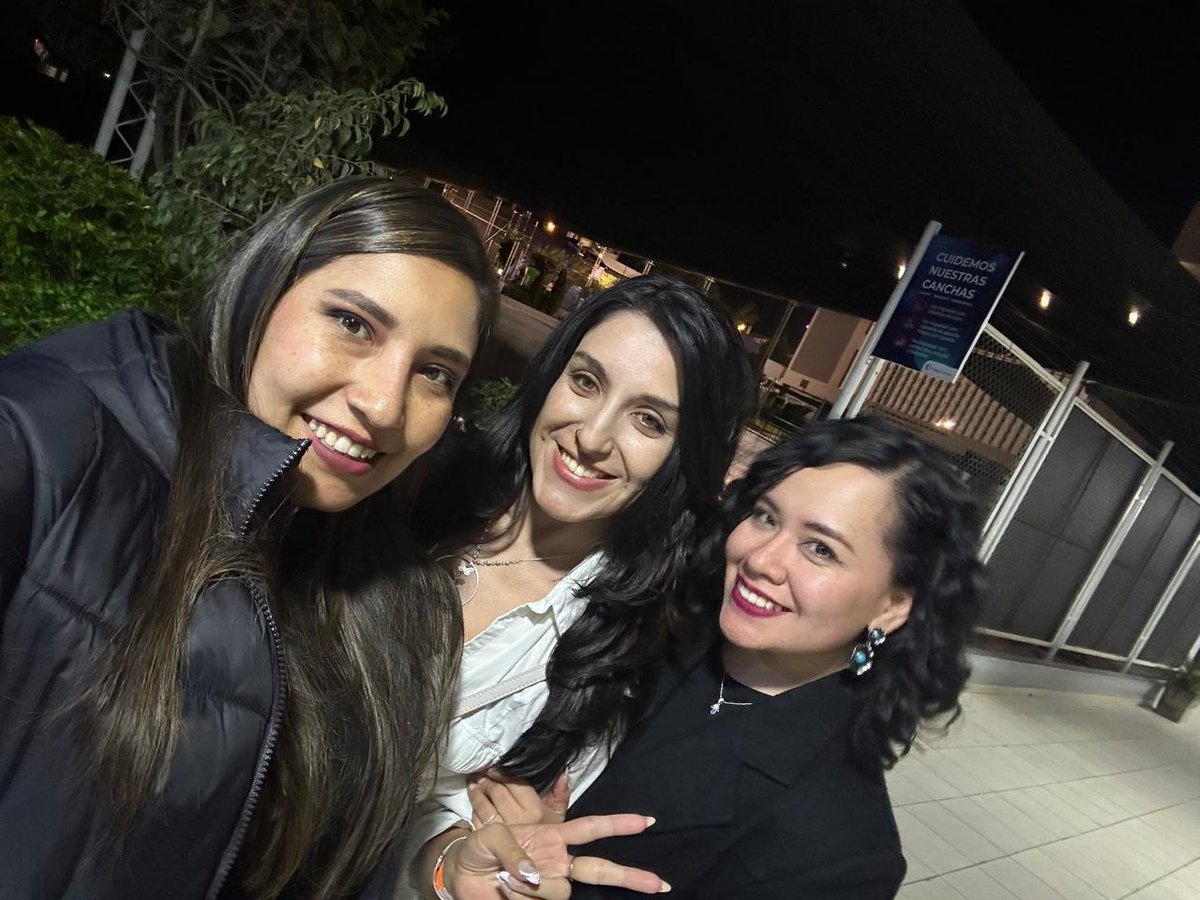 Alilu408's tweet photo. Amigassss por siempre 🤗💘🫶🏻
#foreverfriends #forever #friends #birthday https://t.co/w1t5dpDzfg