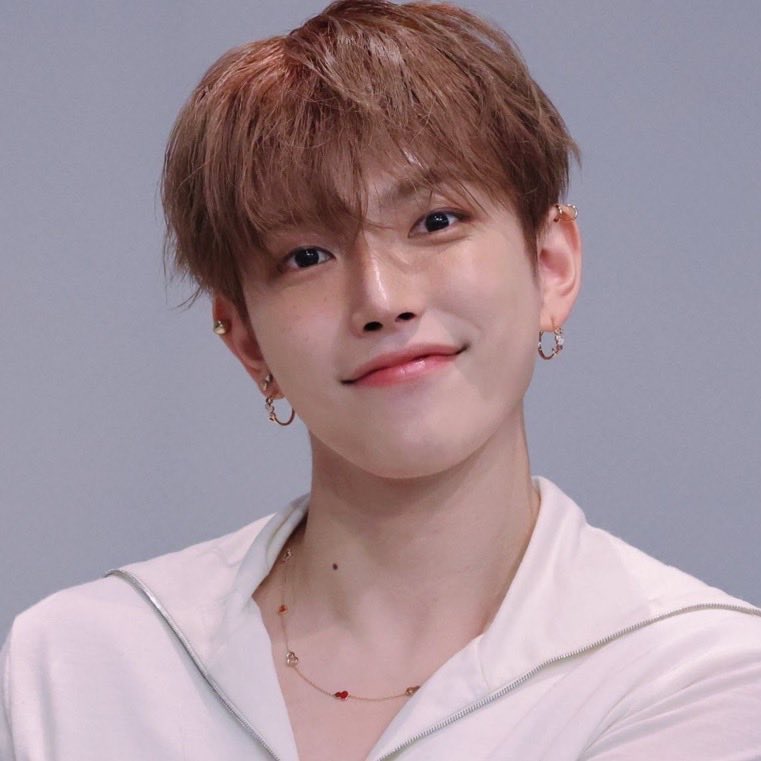 sansanjogakS2's tweet photo. 일상 속 캡틴 자만추 
홍중샤브 오라이 https://t.co/MnZIi385ZL