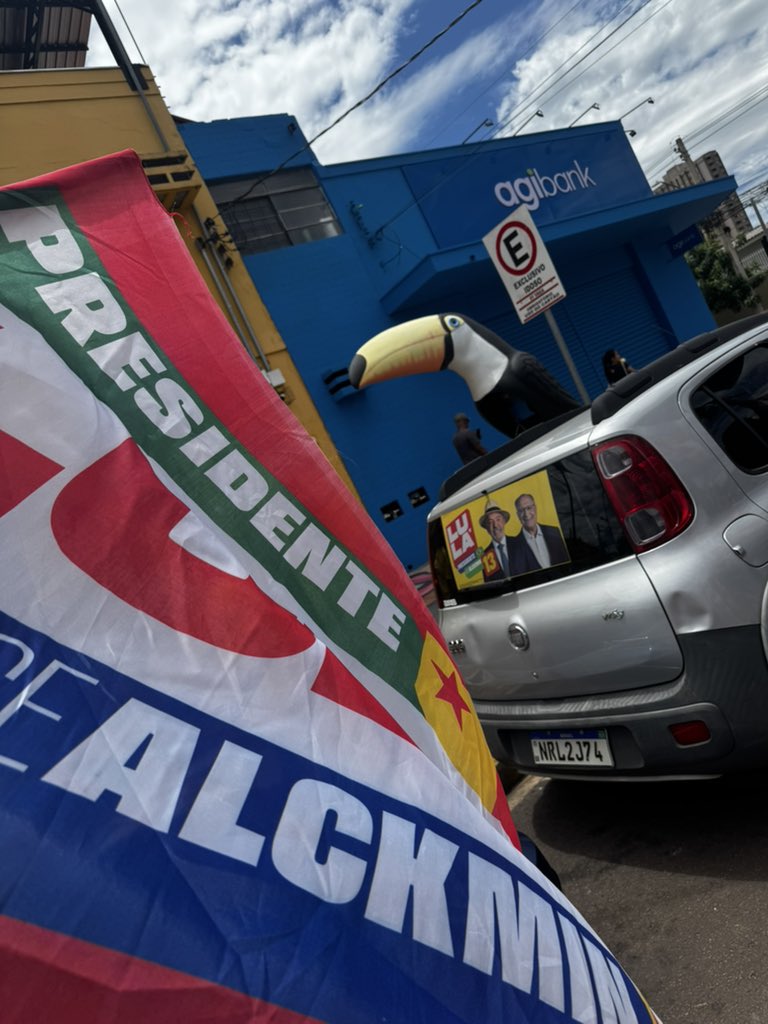 michelonismo's tweet photo. Caraca até o vice-presidente apareceu no ato hoje https://t.co/uAatVL7Yw4