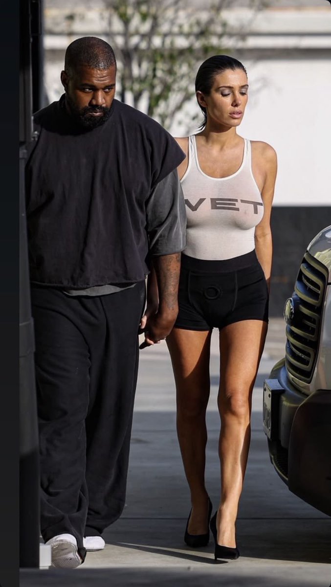 fwrylx's tweet photo. ye and bianca were spotted looking furious again after another adoption agency turned them down. https://t.co/VCwBXHgrjW
