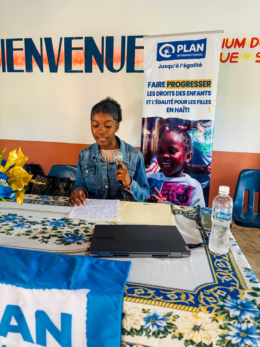PlanHaiti's tweet photo. À Mont-Organisé, plus de 200 enfants, majoritairement des filles, ont célébré la #JIF2026 avec @PlanHaiti. Grâce aux échanges et au témoignage inspirant de Lefca Antoine, les participantes ont été encouragées à poursuivre leurs études et à croire en leur potentiel.  #IDG26 https://t.co/5urFlCShCx