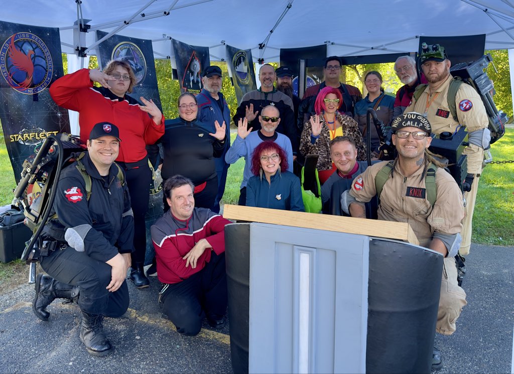 GhostbustersDT's tweet photo. How-To Halloween with The Great Lakes Ghostbuster Coalition, Lansing Ghostbusters, Kalamazoo Ghostbusters, Owosso Ghostbusters, League Of Enchantment, USS Tecumseh, and Squirrels Creations

#ghostbusters #ectober #halloweencostumes https://t.co/y3Yegq4mUH