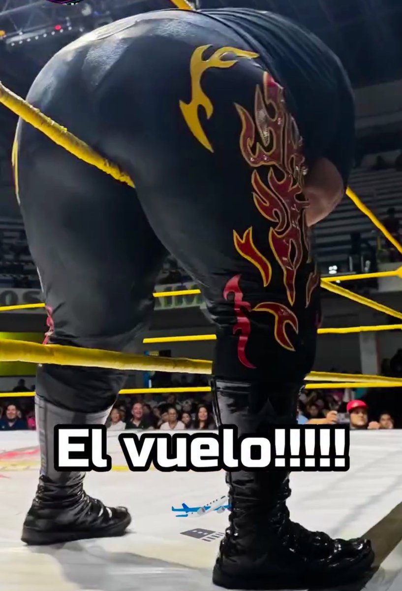 ThongWrestlers's tweet photo. Quién creía que los luchadores gordos no usaban tanga?

#luchadorentanga #tangadeluchador #calzondeluchador #tanguita #tanguitadeluchador #luchalibre #luchamexicana #tackle #tacklejr #arenasulaiman #prowrestling #wrestlerthong #prowrestler #manthong #thong #manbutt #muscleman https://t.co/IbGxJvStSr