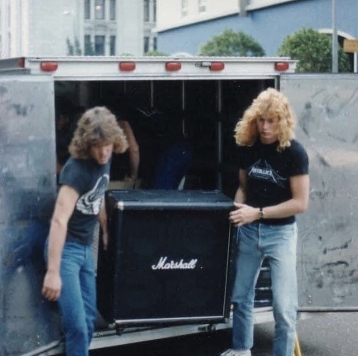 MetSince1981's tweet photo. #UnDíaComoHoy…
📆 En 1982, un día como hoy 18 de Octubre, @Metallica se presenta en el recinto de #OldWaldorf de San Francisco CA USA con la siguiente formación original: James Hetfield, @larsulrich, @DaveMustaine y @RonMcGovney. 
📸 Brian Lew.
#Metallica #METALLICASince1981 https://t.co/wf4vDX3rzi