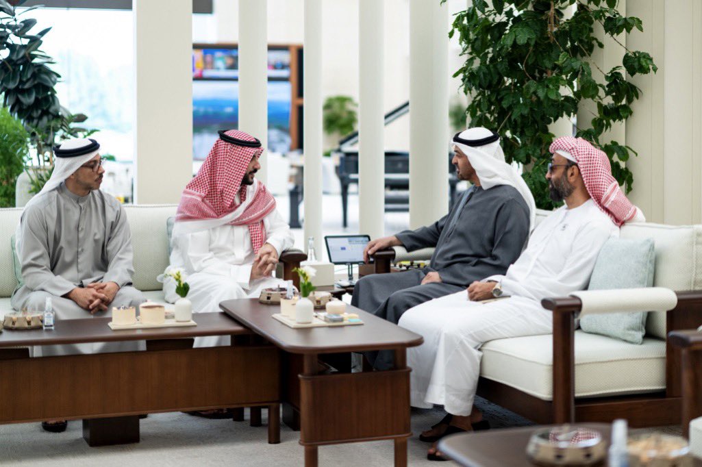 sarab8181's tweet photo. #غالي وسير على غالي 🇦🇪🤝🇸🇦 https://t.co/SgbMSOV3fP