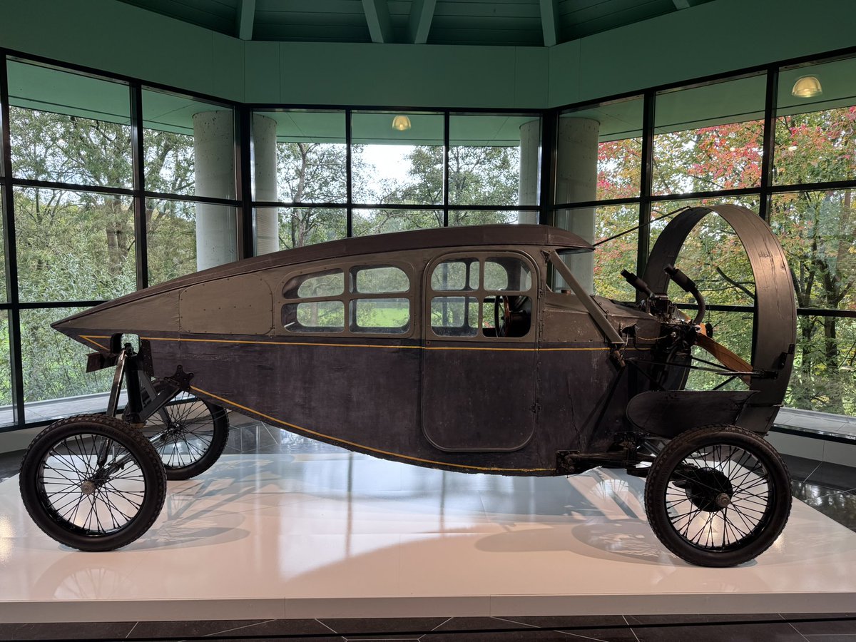 NinaGerrina's tweet photo. Louwman museum, een aanrader voor een dagje uit.
#FijneZondagGehad #UitTip #DagjeUit https://t.co/i904sIiTum