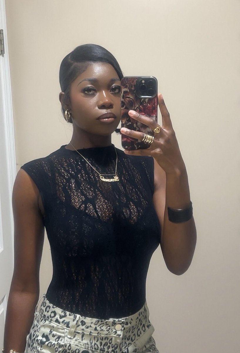 Yewaandee's tweet photo. after me it’s me https://t.co/byRKKLTAyx