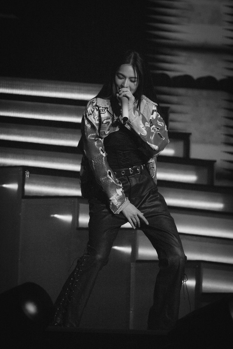 Show199313 tweet picture