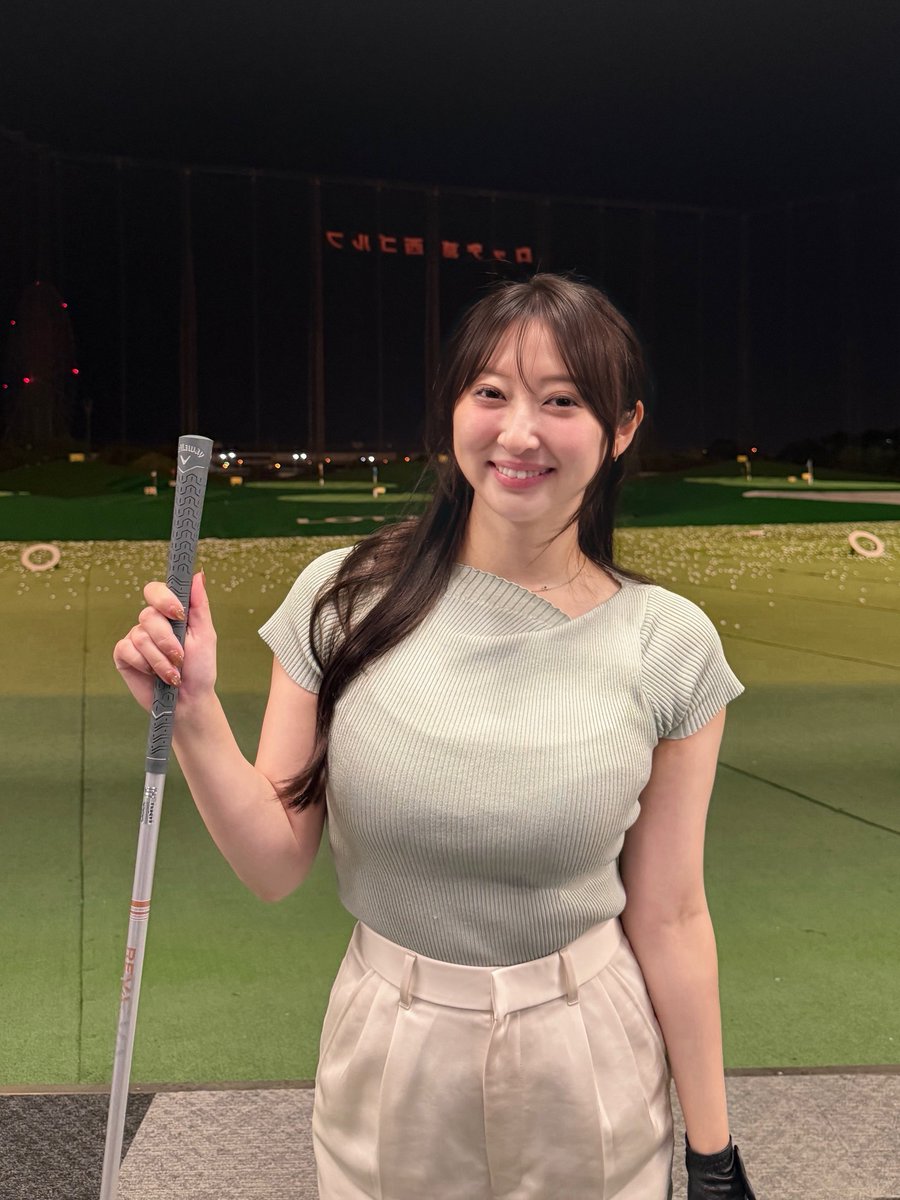_sakura_miyu_'s tweet photo. おはよう☀すっかり秋！

スポーツの秋らしくゴルフの写真です…！ https://t.co/rlNIHGLiI6