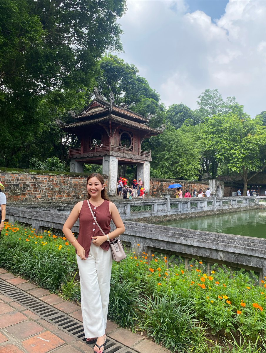 EmOzZ's tweet photo. First day in Vietnam. Ready to explore. https://t.co/U2aIsodyxI