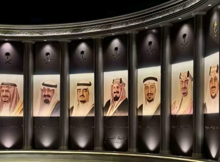 1ty_8's tweet photo. #انا_ما_اراقب_الشعب_هو_يراقب https://t.co/YNrYecGDSg