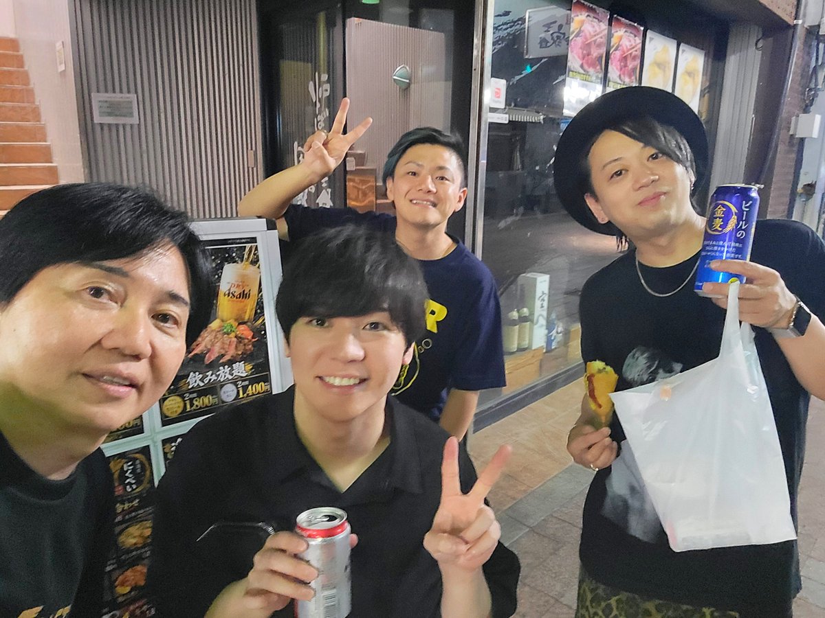 DUALFACE_jimmy's tweet photo. 今宵の現場はの浜松FORCE
#日乃まそら ちゃんのEchosリリースツアー初日でした🎶
浜松のお友達バンド2つと #ひのばんど #モモカルテット #ASH_FRAST の5マン対バン
今日は誰よりも楽しんだ自信ある🤣

@msrir512 
@ayaka_aizawa 
@momoca_asia https://t.co/BQ5QLYJaZK