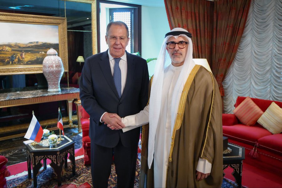 kuneq8's tweet photo. وزير الخارجية يلتقي نظيره الروسي على هامش الاجتماع الوزاري المشترك التاسع للحوار الاستراتيجي بين مجلس التعاون وروسيا الاتحادية

جرى استعراض العلاقات الثنائية وسبل تعزيزها بمختلف المجالات إضافة إلى مناقشة تطورات الأحداث الراهنة في المنطقة وتداعياتها على المستويين الإقليمي والدولي https://t.co/c4dqPslcgn