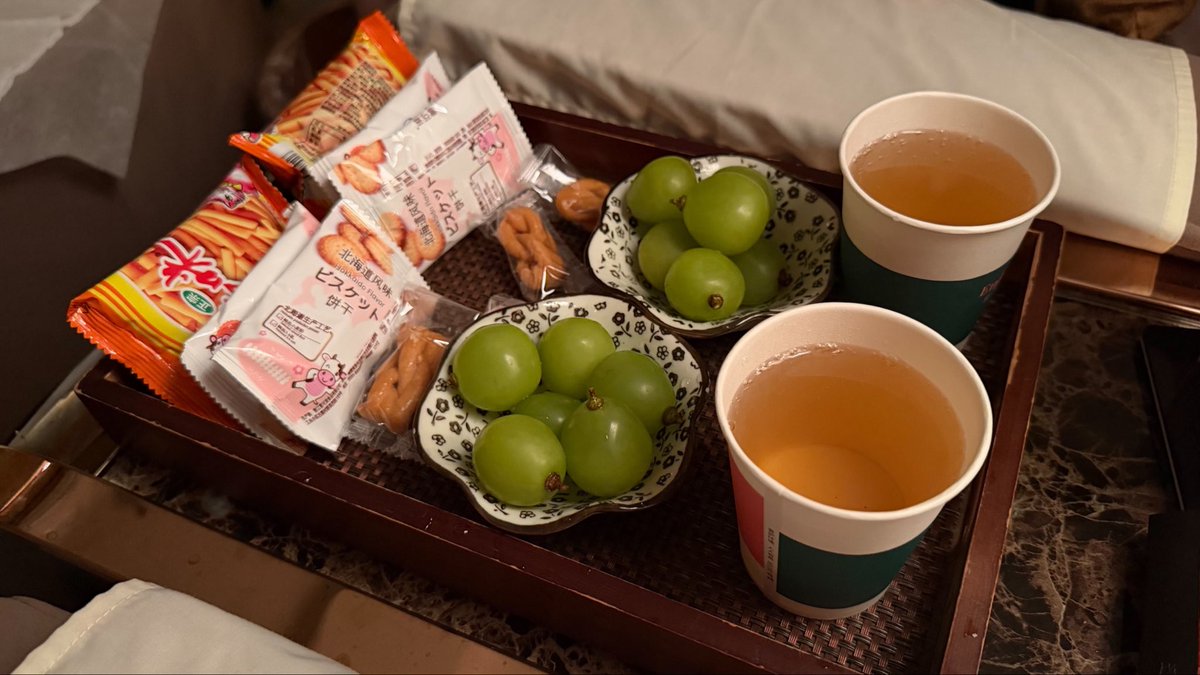 123561230A's tweet photo. 발 마사지 받았는데 최고다
한국 가격 절반으로 이런 마사지를…
마사지만 계속 받고 싶다 https://t.co/9LQVnYCoip